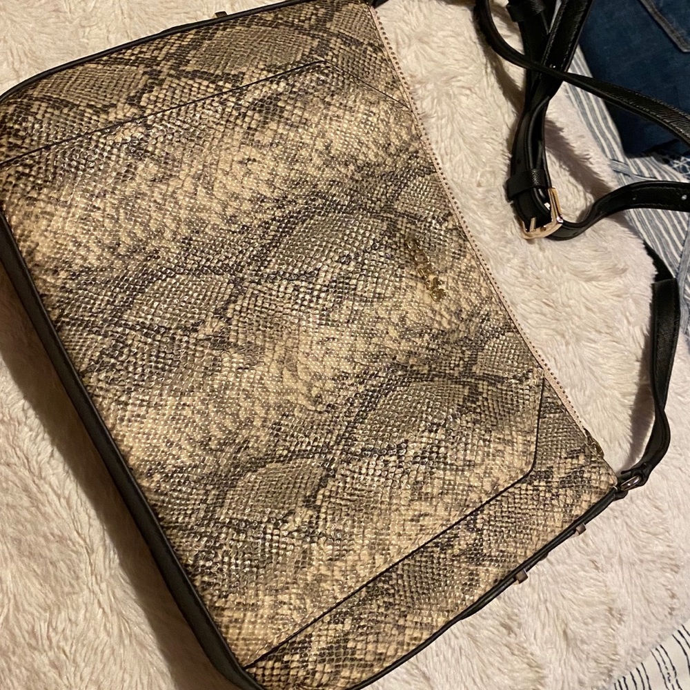 Guess Bag